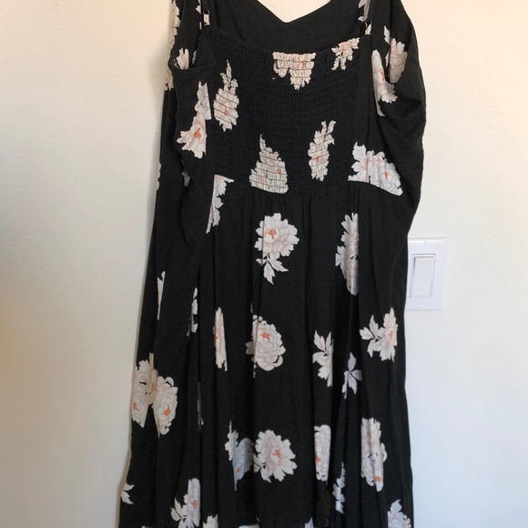 Floral Print Dress - Picture 4 of 5